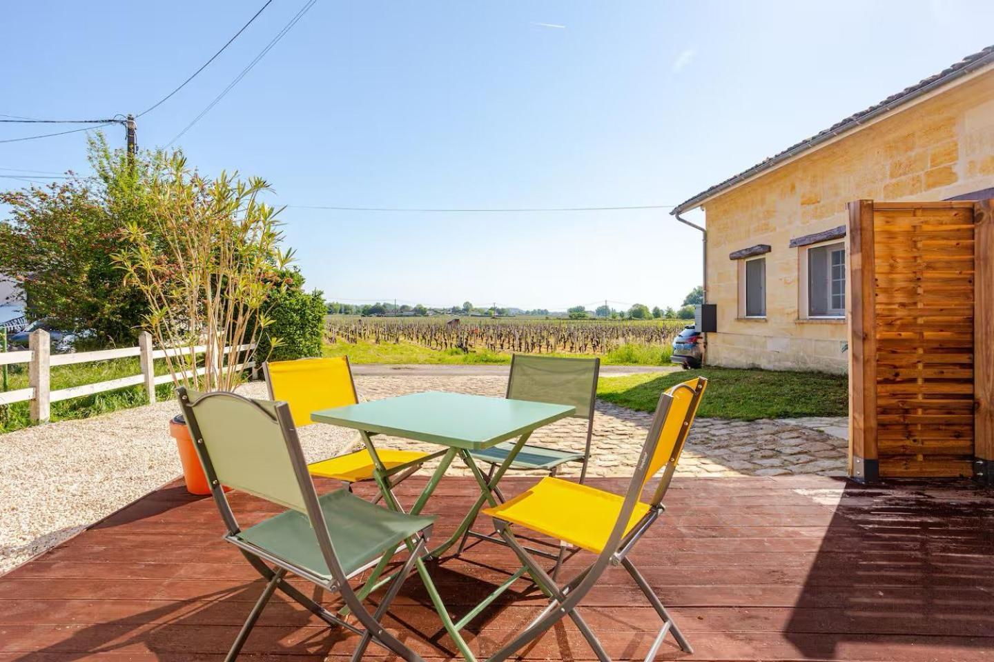 Guesthouse Les Maurins Saint-Sulpice-de-Faleyrens 외부 사진